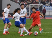 半岛体育链接-国际体育焦点：女足比赛中的精彩对抗！的简单介绍