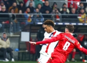 半岛体育网站-法国淘汰赛险胜,一球优势晋级