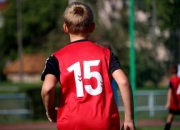 半岛体育官方-沙尔克04俱乐部全力备战重要比赛，沙尔克04足球俱乐部球场