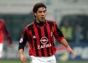 半岛体育官方-AC米兰历史上五位最伟大的后卫球员的简单介绍