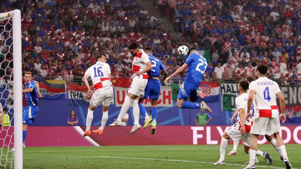 波兰队在点球大战中击败了瑞士
