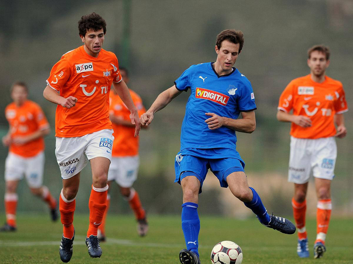 关于法兰克福球员集训备战杯赛，全员出战的信息