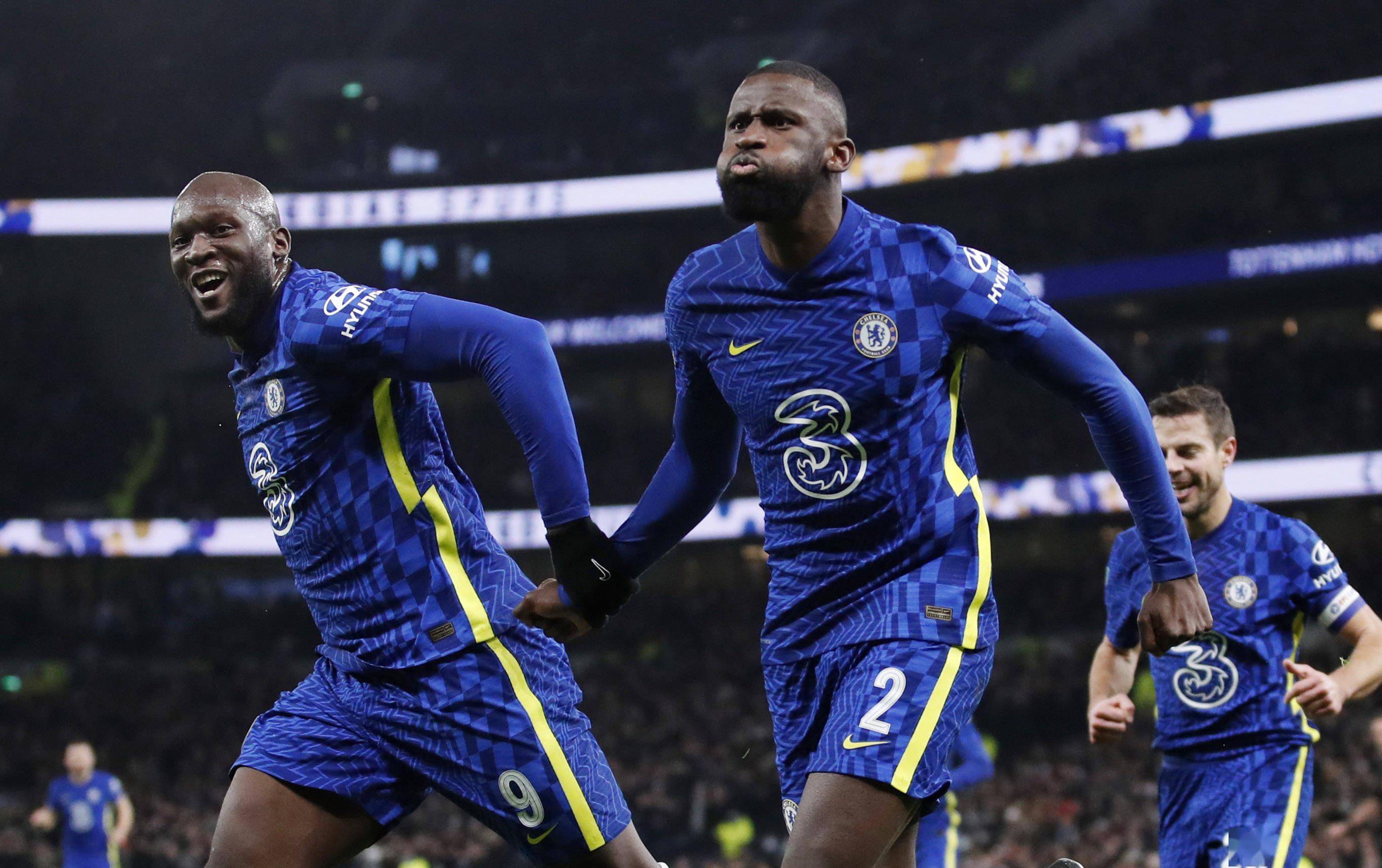 关于曼联对切尔西：英超豪门对话的信息