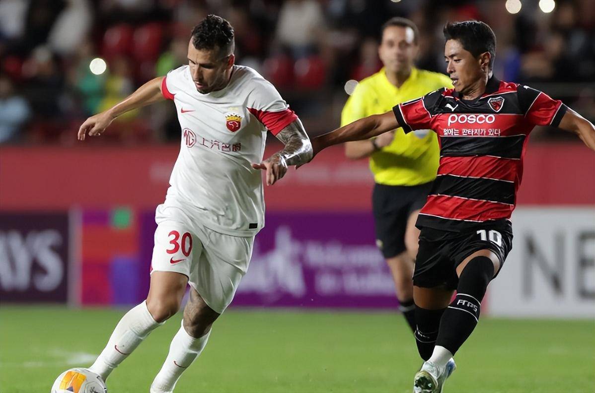 包含上海上港控球率超六成，轻松击败对手的词条