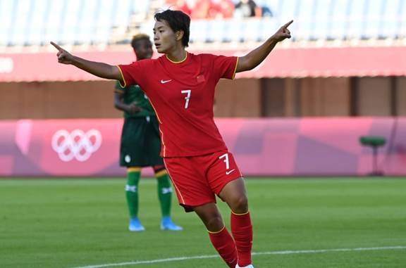 包含大赛倒计时：女子足球职业联赛表现出色，球员状态火热的词条