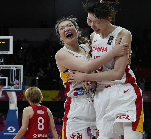 韩国选手勇夺冠军，梦想成真