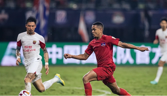 裁判执法引发争议，影响比赛结果