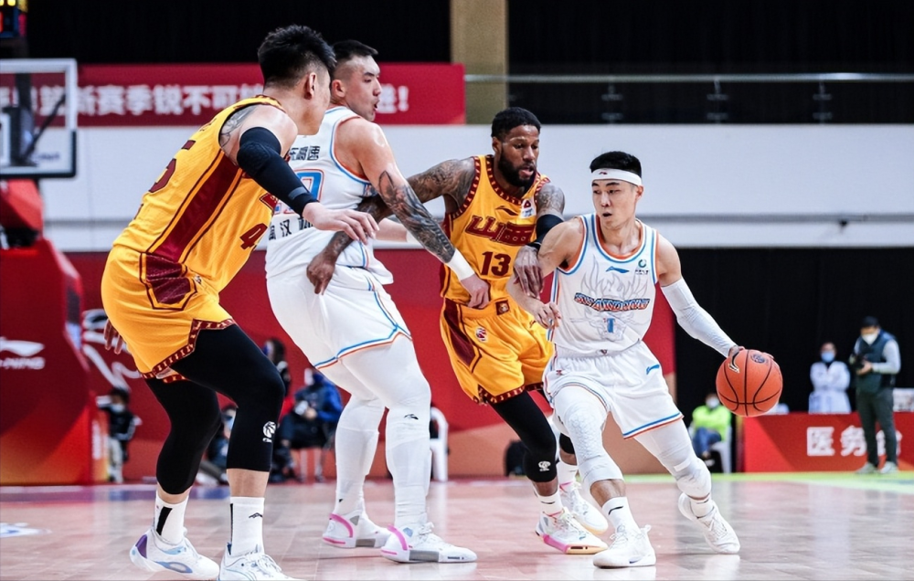 天津男篮遭遇三连败，球队积分下滑至第七位的简单介绍