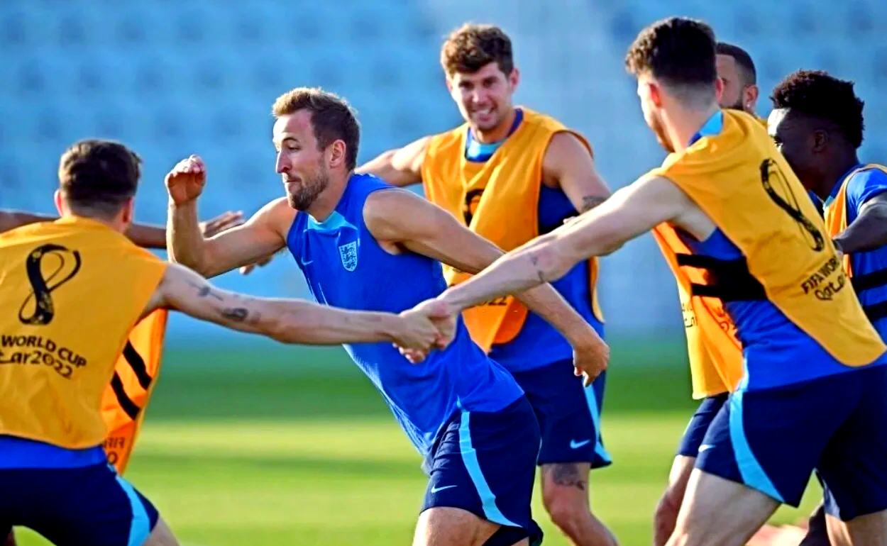 英格兰队在非洲比赛中取得胜利