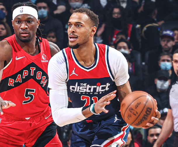 火箭在客场大胜黄蜂，取得六连胜